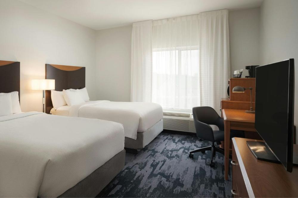 Queen Room with Two Queen Beds interior